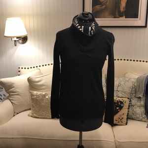 Black/ striped reversible Lululemon pullover